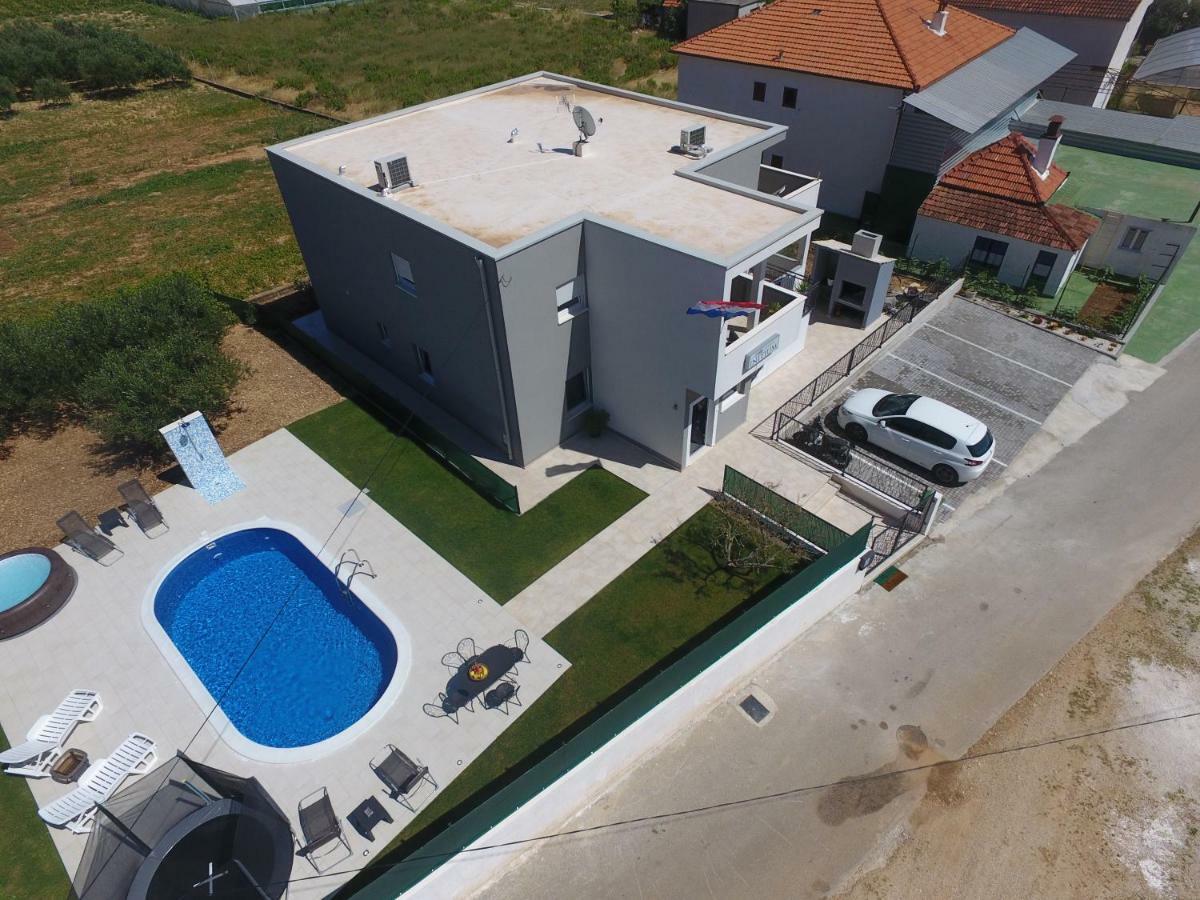 Villa Initium,Heated Pool All Season 特罗吉尔 外观 照片