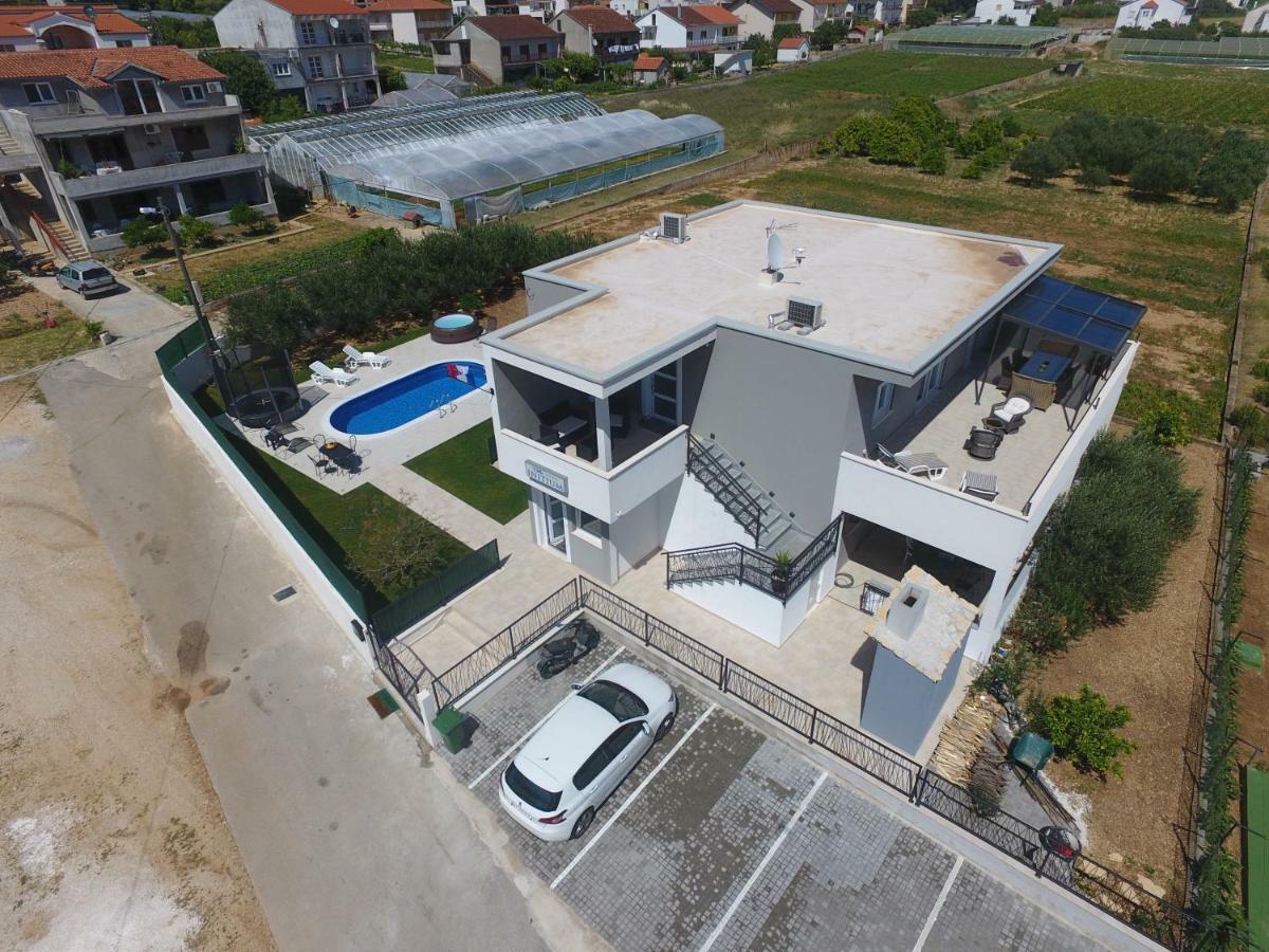 Villa Initium,Heated Pool All Season 特罗吉尔 外观 照片
